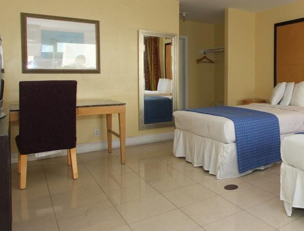 Tropic Cay Beach Hotel Форт Лодърдейл Стая снимка